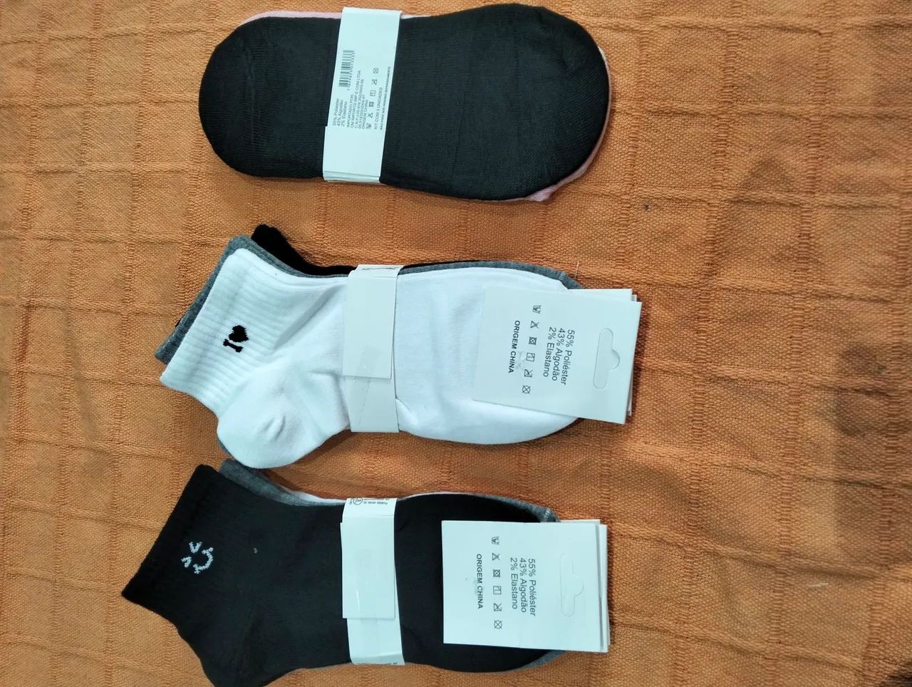 Kit com 3 meias femininas e masculinas  - Foto 4