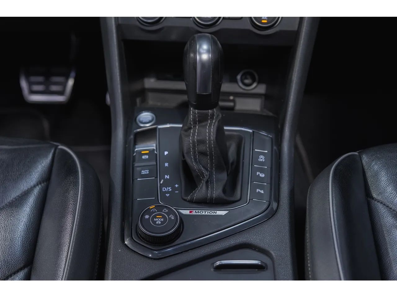 Volkswagen Tiguan Allspac R-Line 350 TSI 2.0 4x4, foto 9 de 15