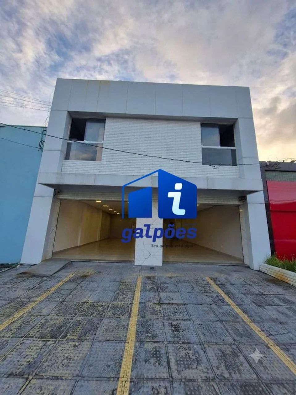 Galpão com 450 m² na Av. Getúlio Vargas, Olinda - PE
