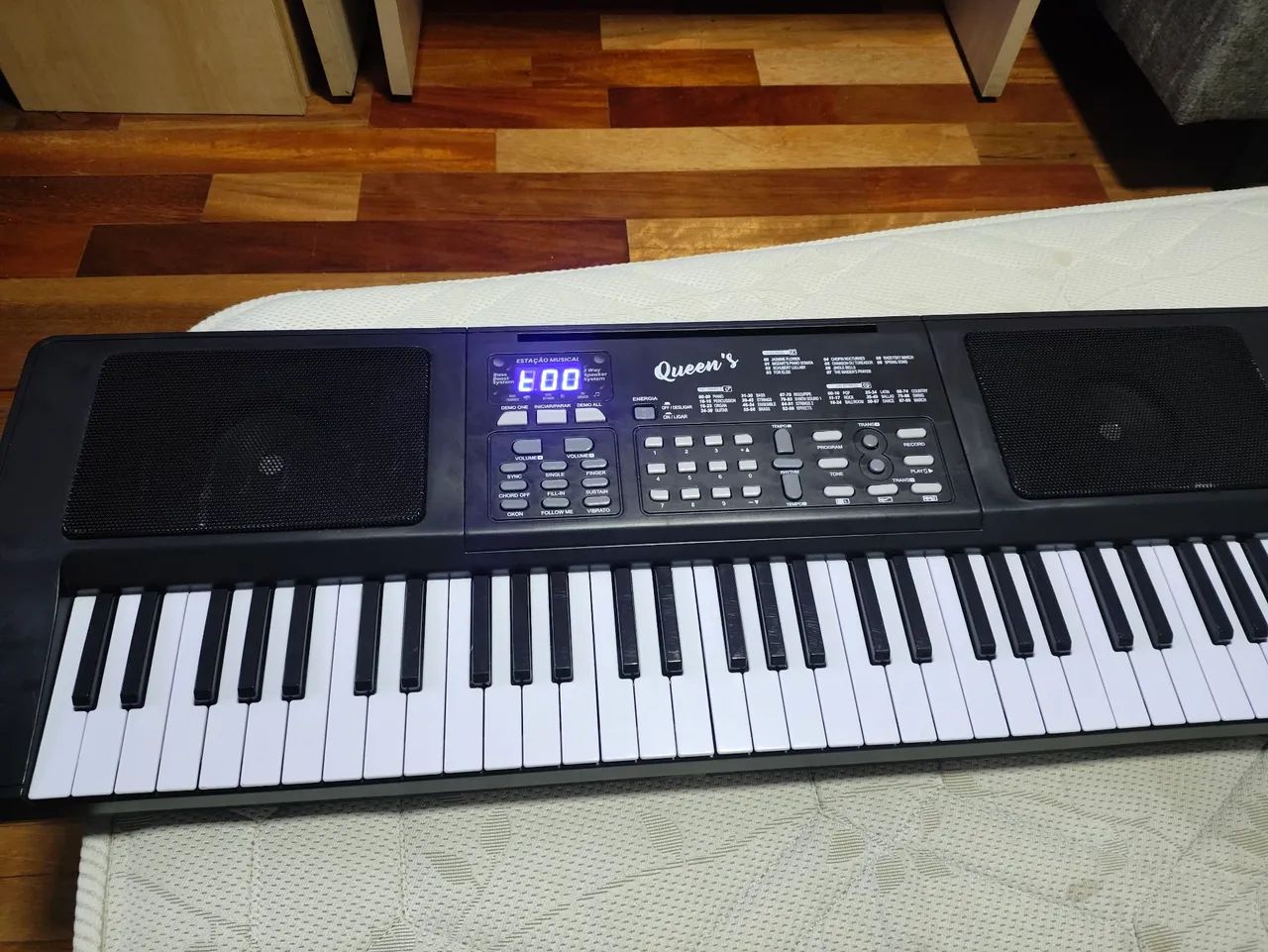 Teclado Queen's 61 teclas - Foto 5