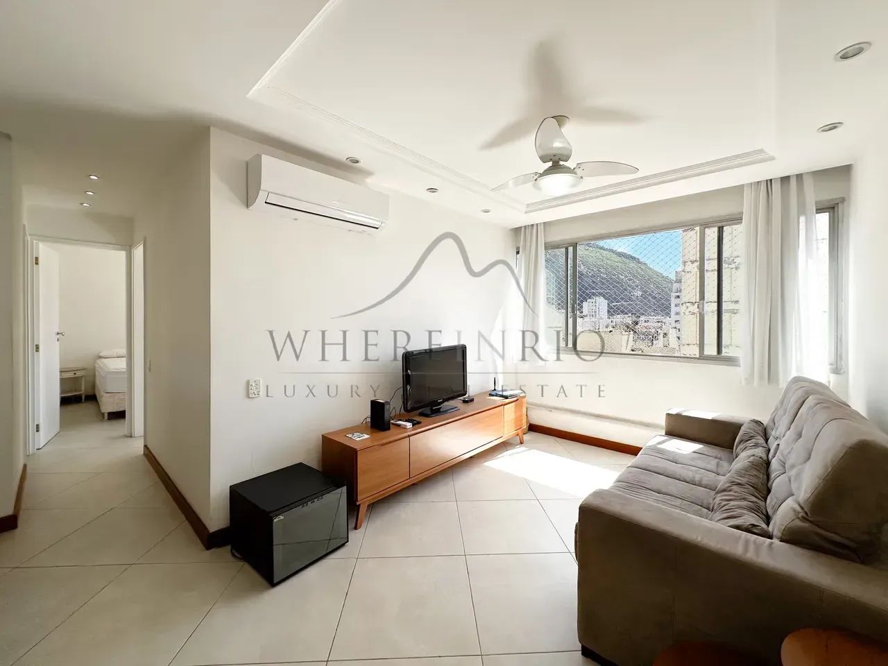 Apartamento mobiliado e reformado em Copacabana - Foto 2