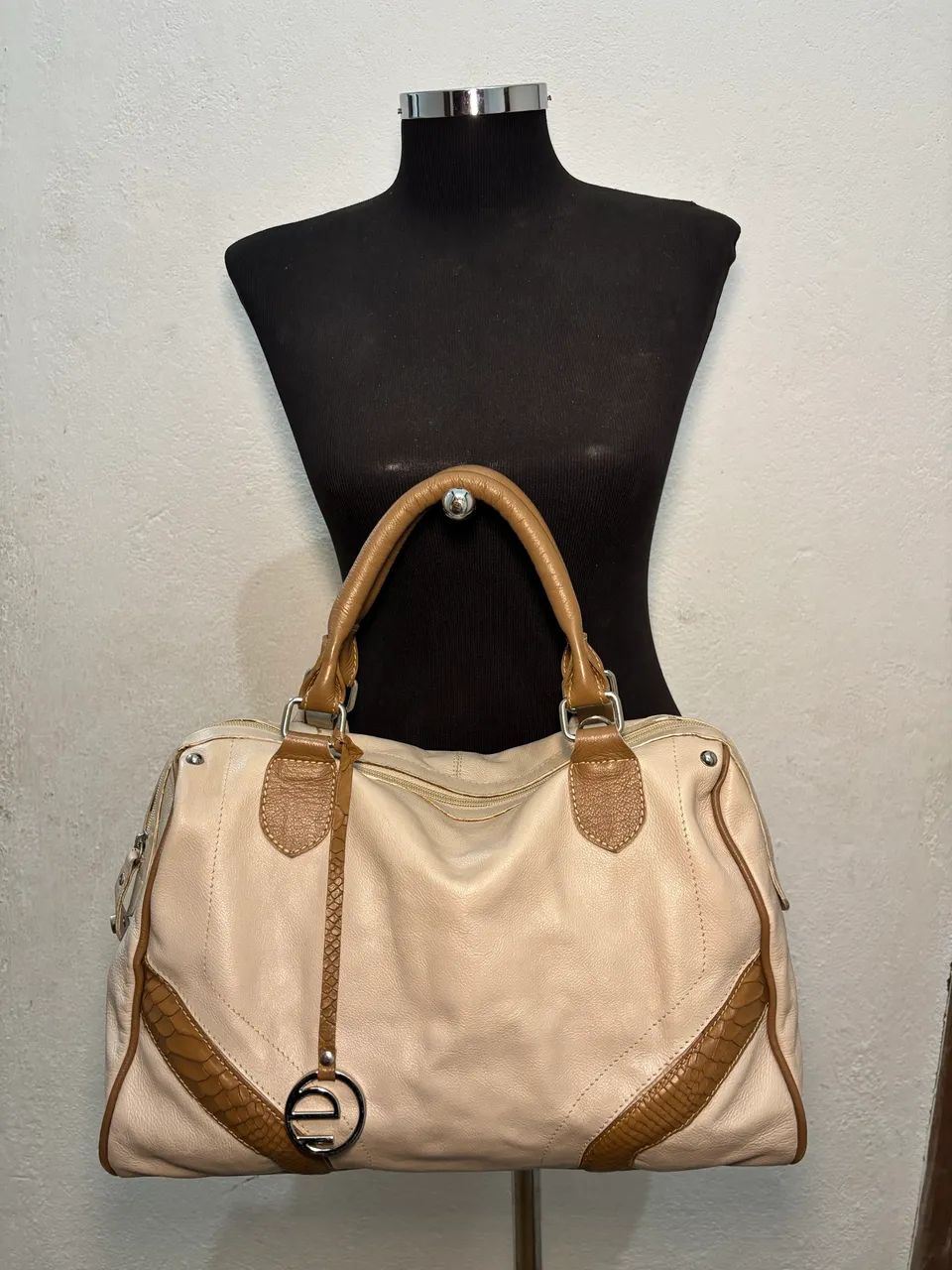 Bolsa de Couro Legítimo Le Postiche