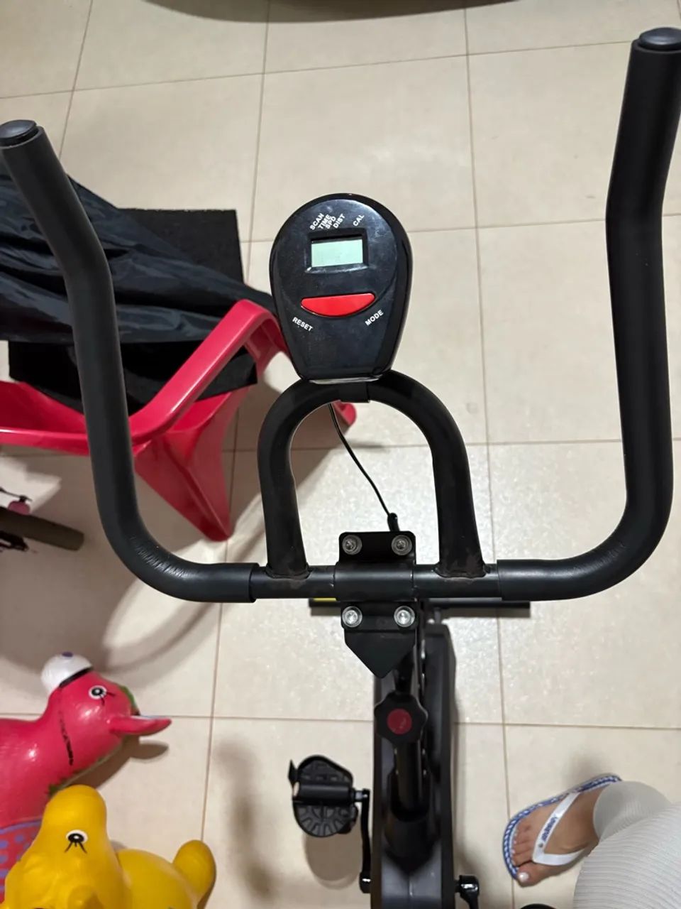 BICICLETA ERGOMÉTRICA 