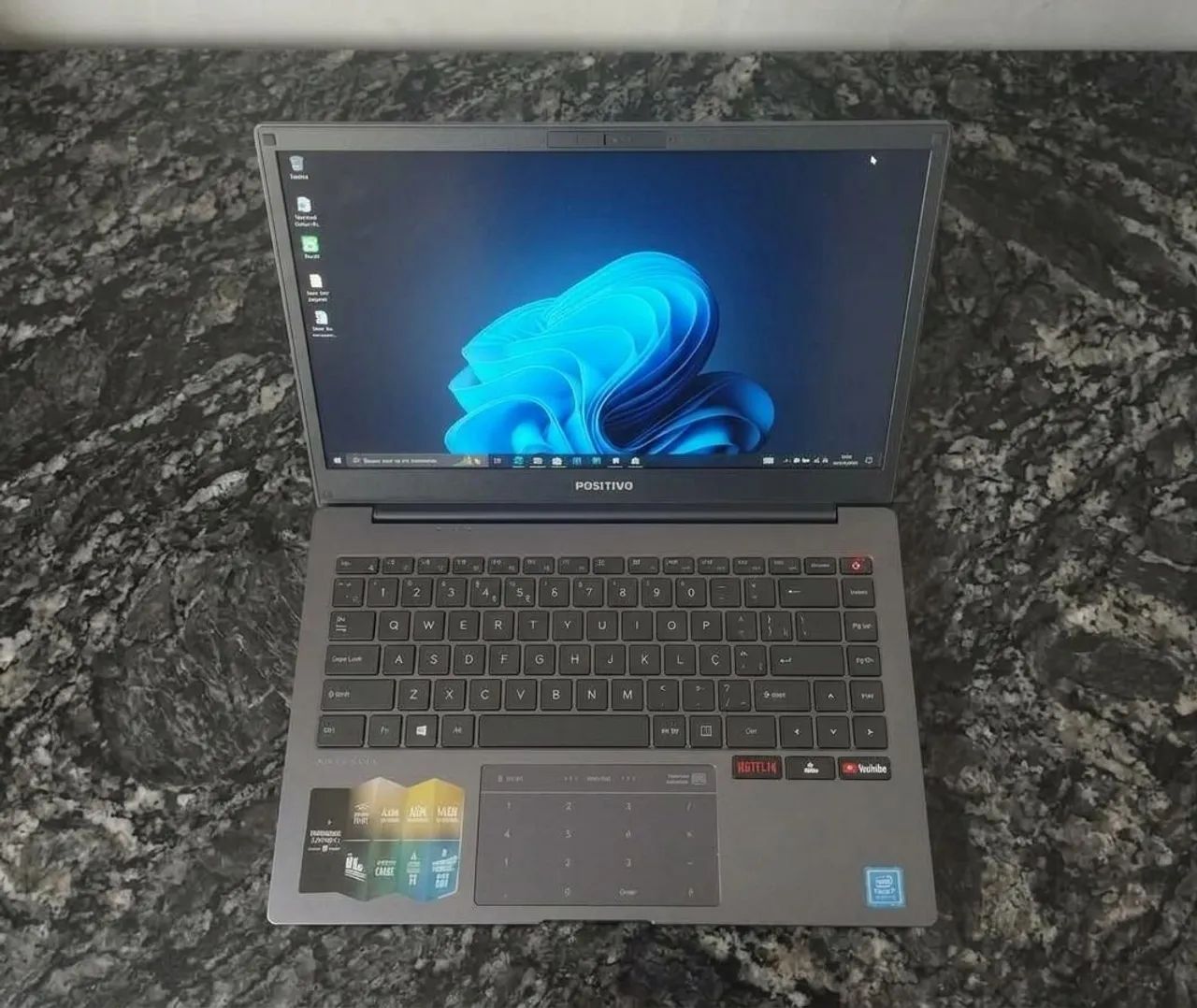 Notebook Positivo seminovo 
