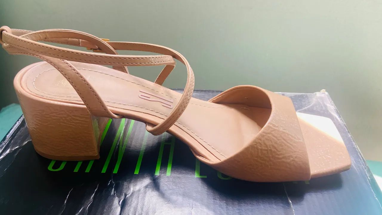 Sandália Santa lolla 