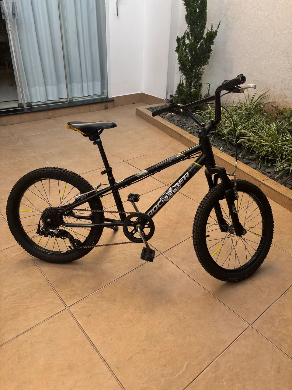 Bicicleta Rockrider ST 500 Aro 20  - Foto 2