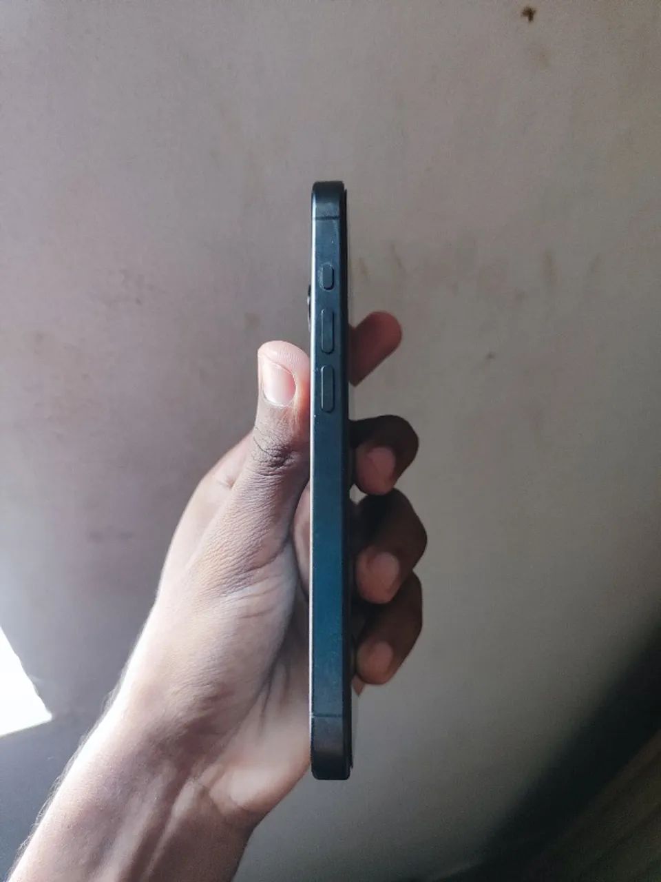 IPHONE 15 PRO  - Foto 2