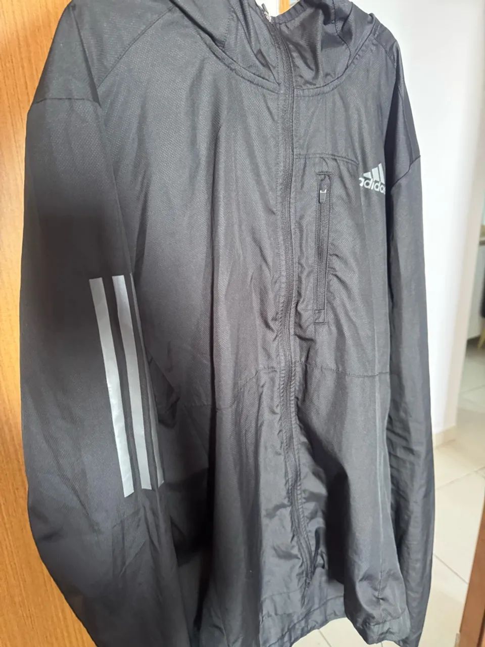 Jaqueta corta vento adidas M