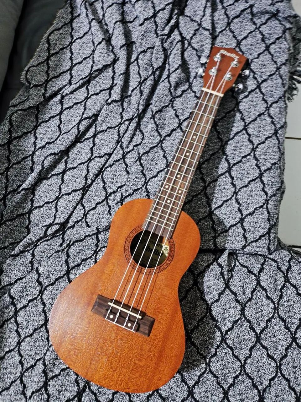 Ukulele Shelby  - Foto 2