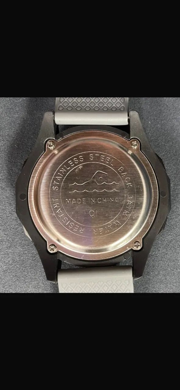 Relógio Digital Esportivo C-SHOCK - Cinza e Preto - Foto 4