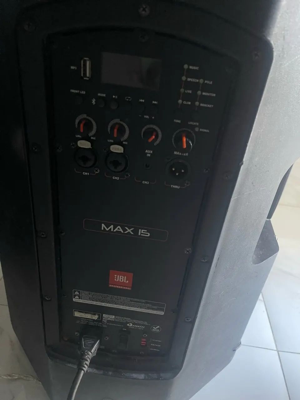 JBL MAX 15 em perfeito estado 