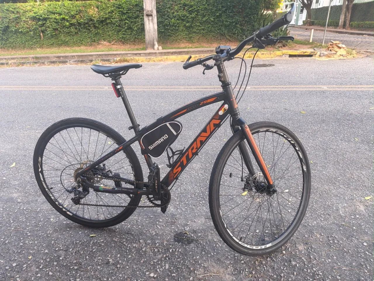 Bicicleta strava  aro 29 - Foto 3