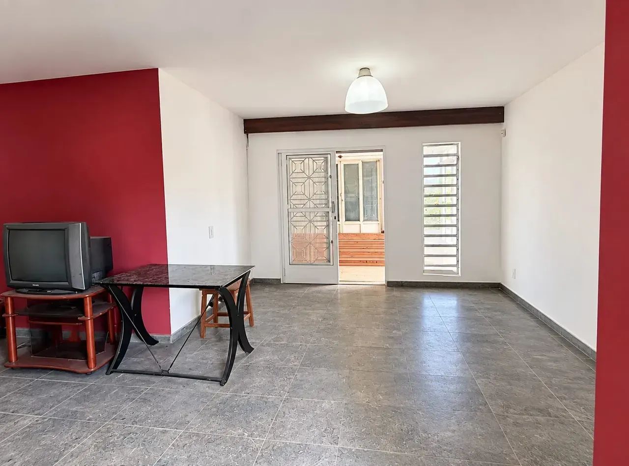 Casa Térrea com Piscina Centro - Jacareí - 3 Dormitórios - 149m². - Foto 4