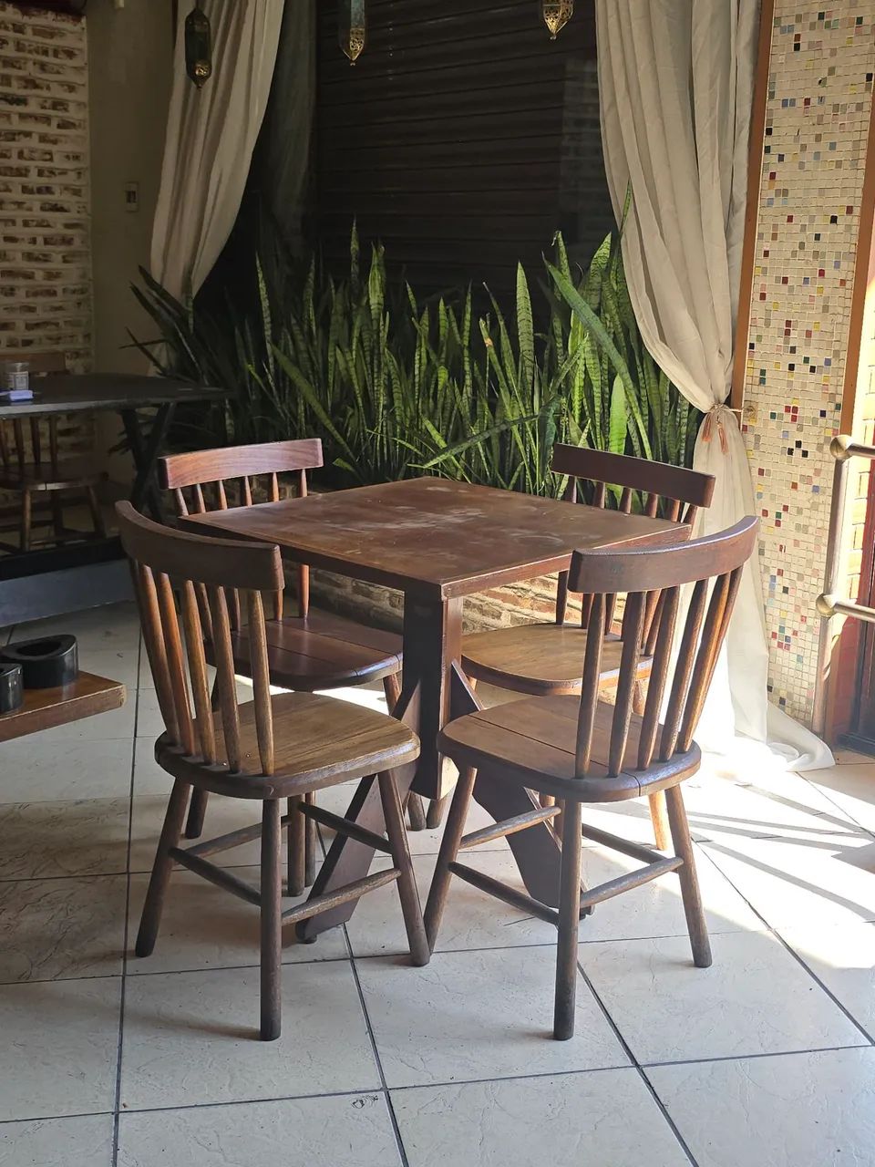 Mesas e Cadeiras para restaurante  - Foto 2
