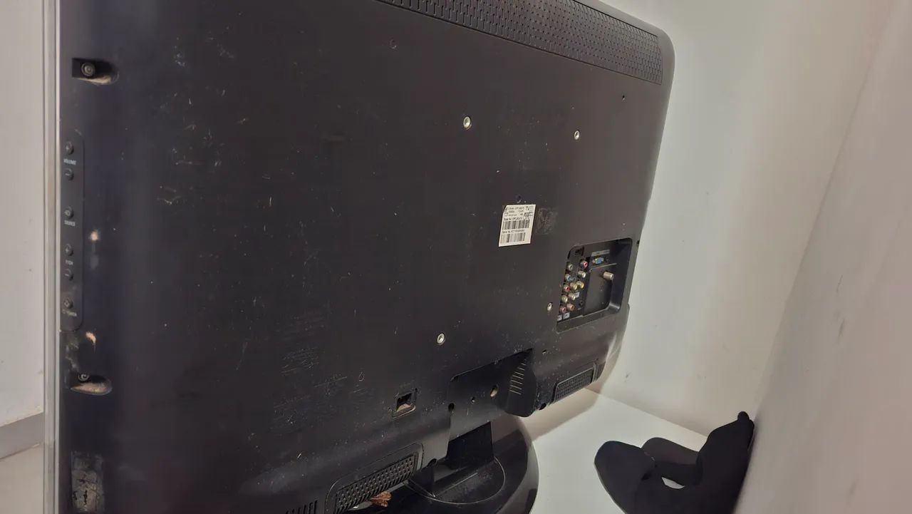 Tv fhilips LCD 32 polegadas - Foto 2