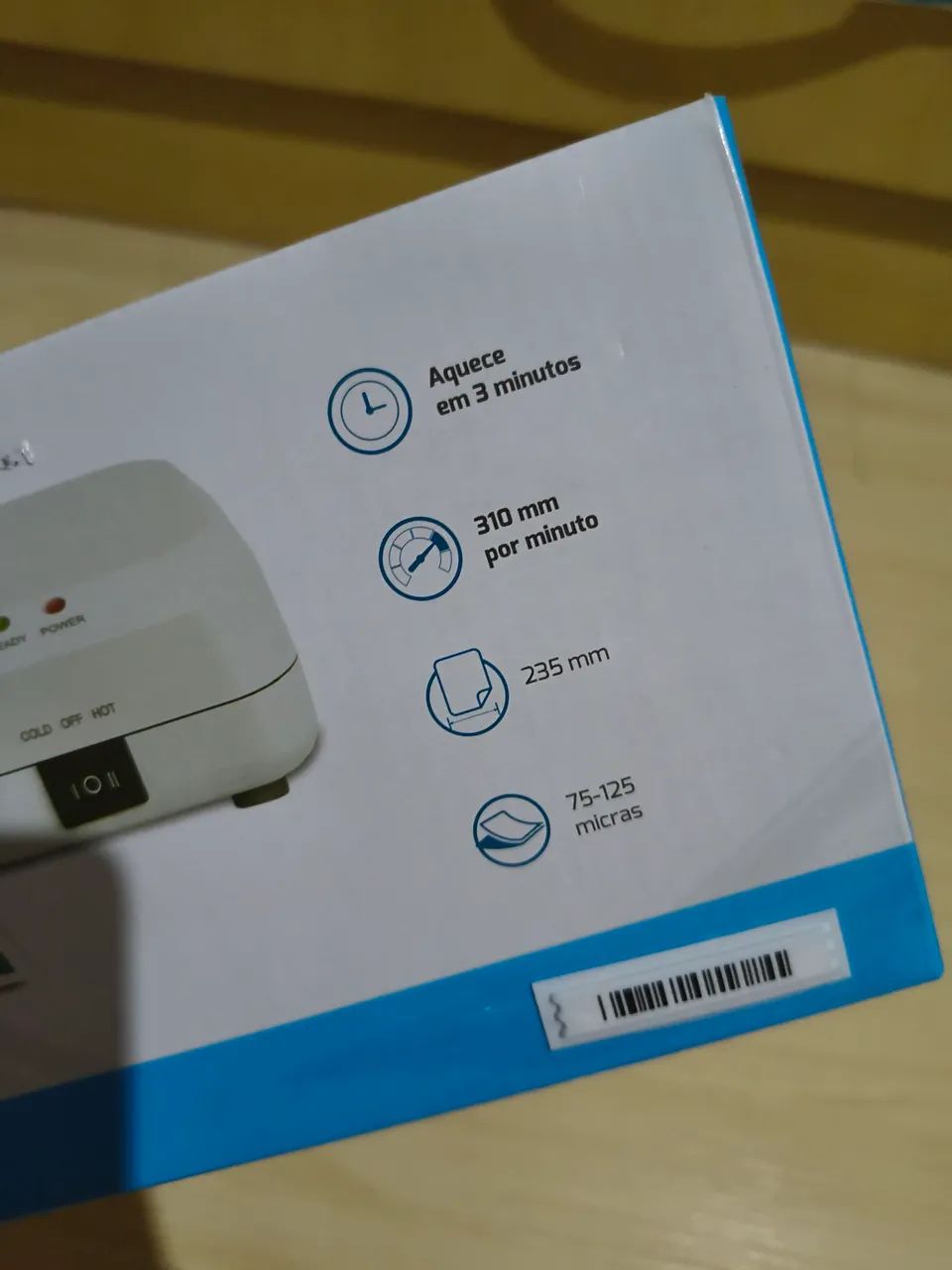 Plastificadora PETIT 230 + 18 Lâminas A4 e 120 Lâminas Crachá 125 micras - Foto 4