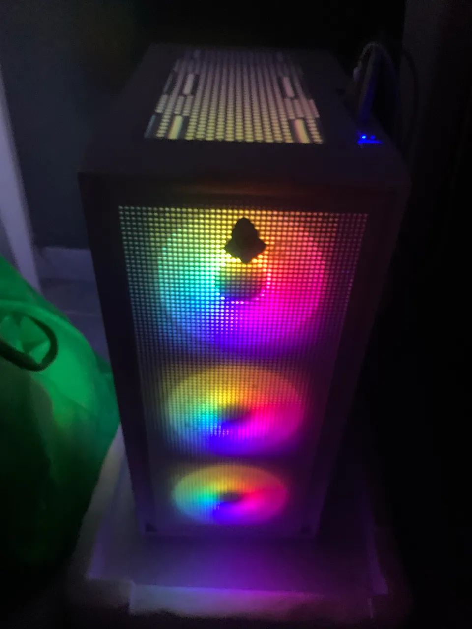 PC Gamer Xeon E5-2680 v4 + RX 580 + 16GB RAM  - Foto 4