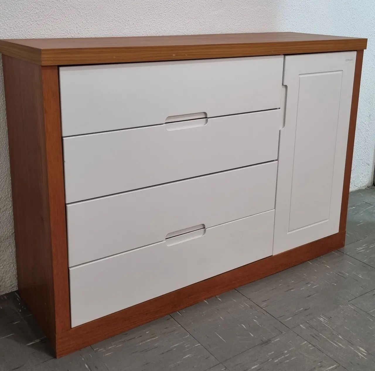 Cômoda Tutto com Porta branco e madeira 