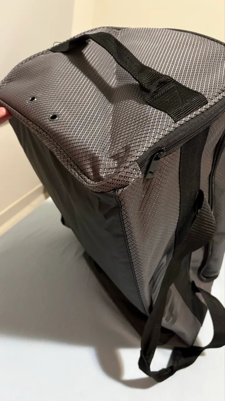 Mala/Bolsa de mão - Original Puma  (Comprada nos EUA) - Foto 5