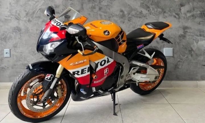 Cbr Fireblade 1000 Ano 2011 - Foto 4