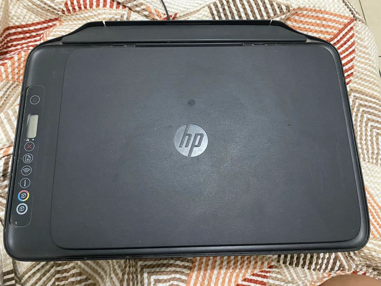 Impressora HP DeskJet Ink Advantage 2774 - Foto 2