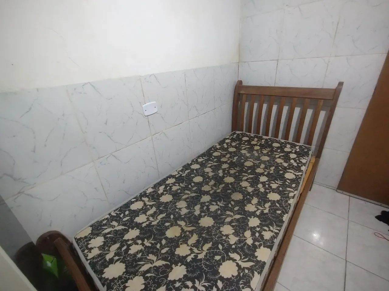 Cama de solteiro + Colchão  - Foto 3