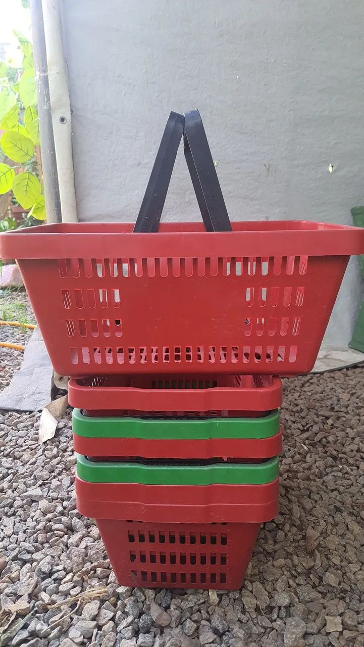 Cesta de plástico 