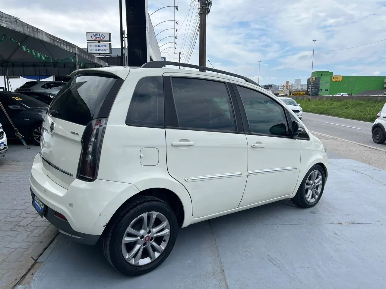 Fiat Idea Essence 1.6 Flex 16V 5P 2016 - Foto 4