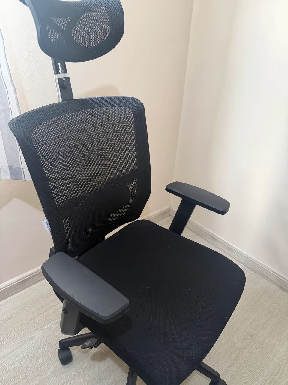 Cadeira giratória ergonômica  - Foto 4