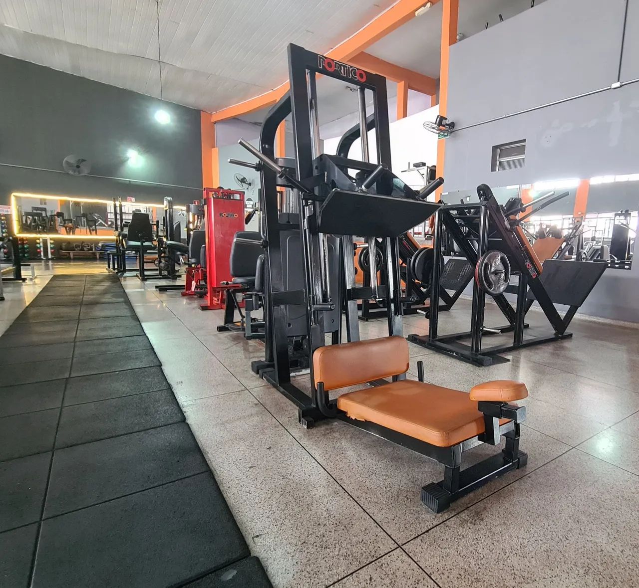 Academia Completa à Venda - Pronta para Operar! - Foto 2