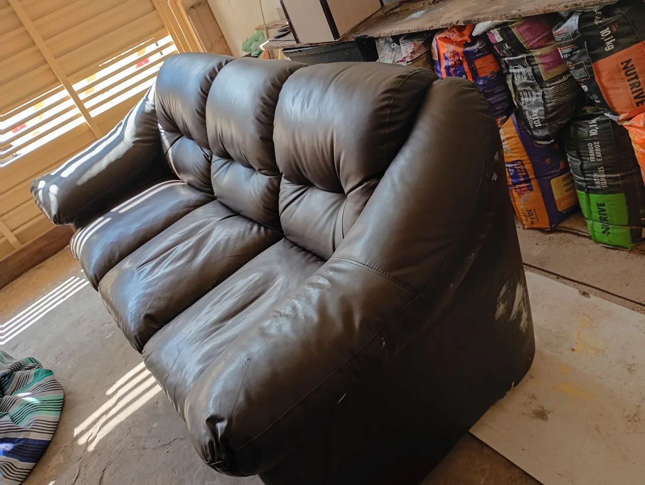 Vende-se sofa, Imperdivel. - Foto 2