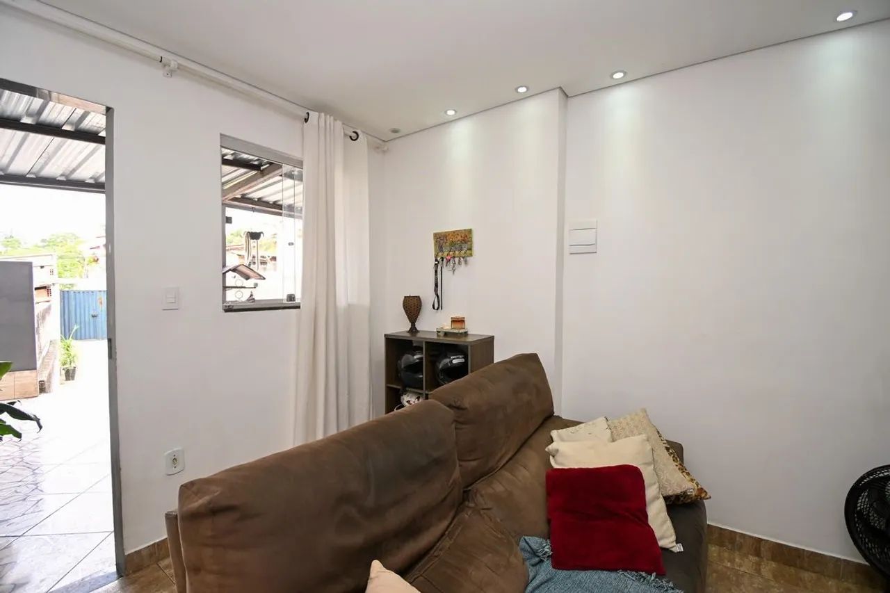Casa à Venda - Colonial, 5 Quartos, 150 m2 - Foto 4