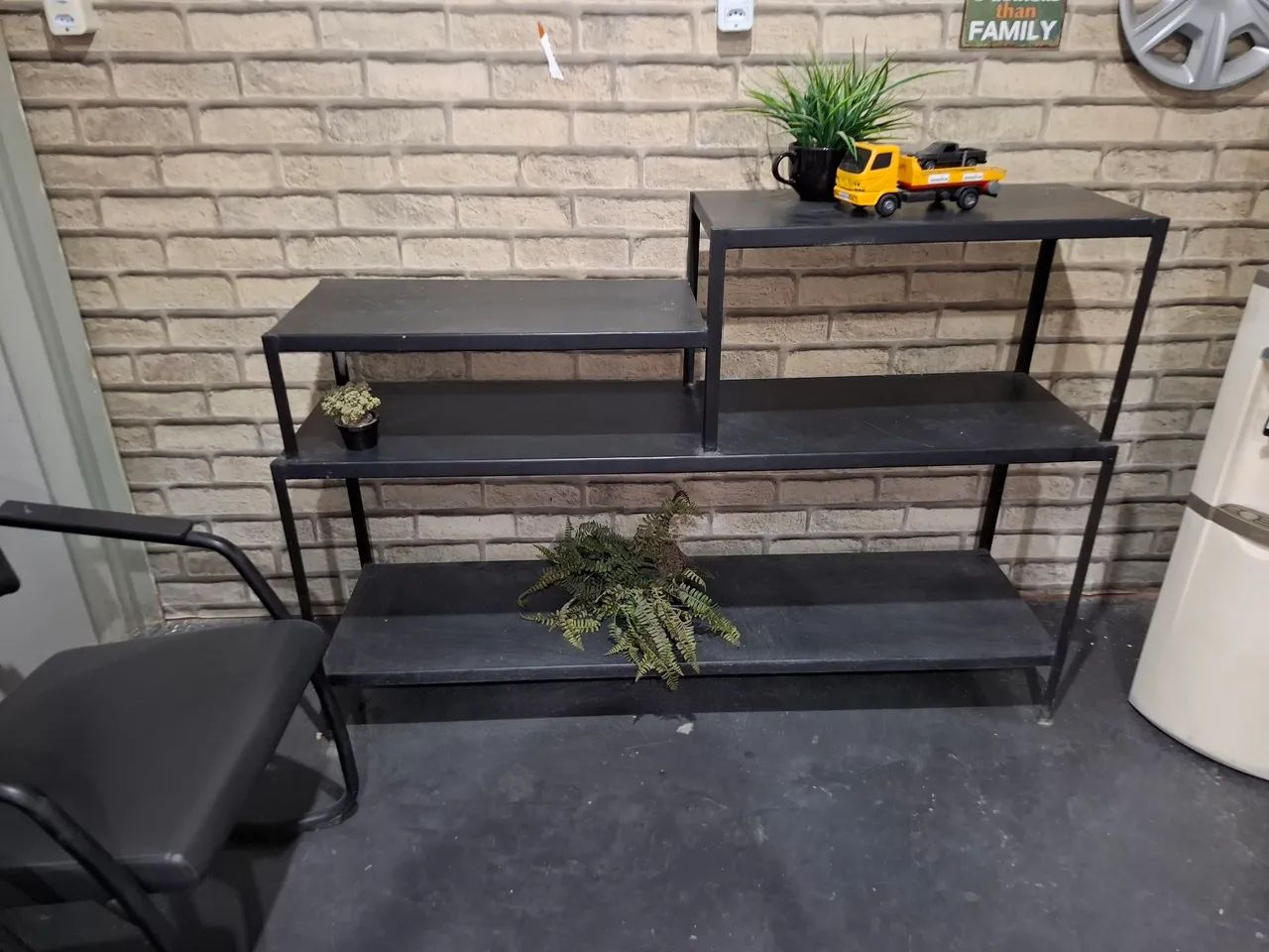 Vendo bancada de ferro .