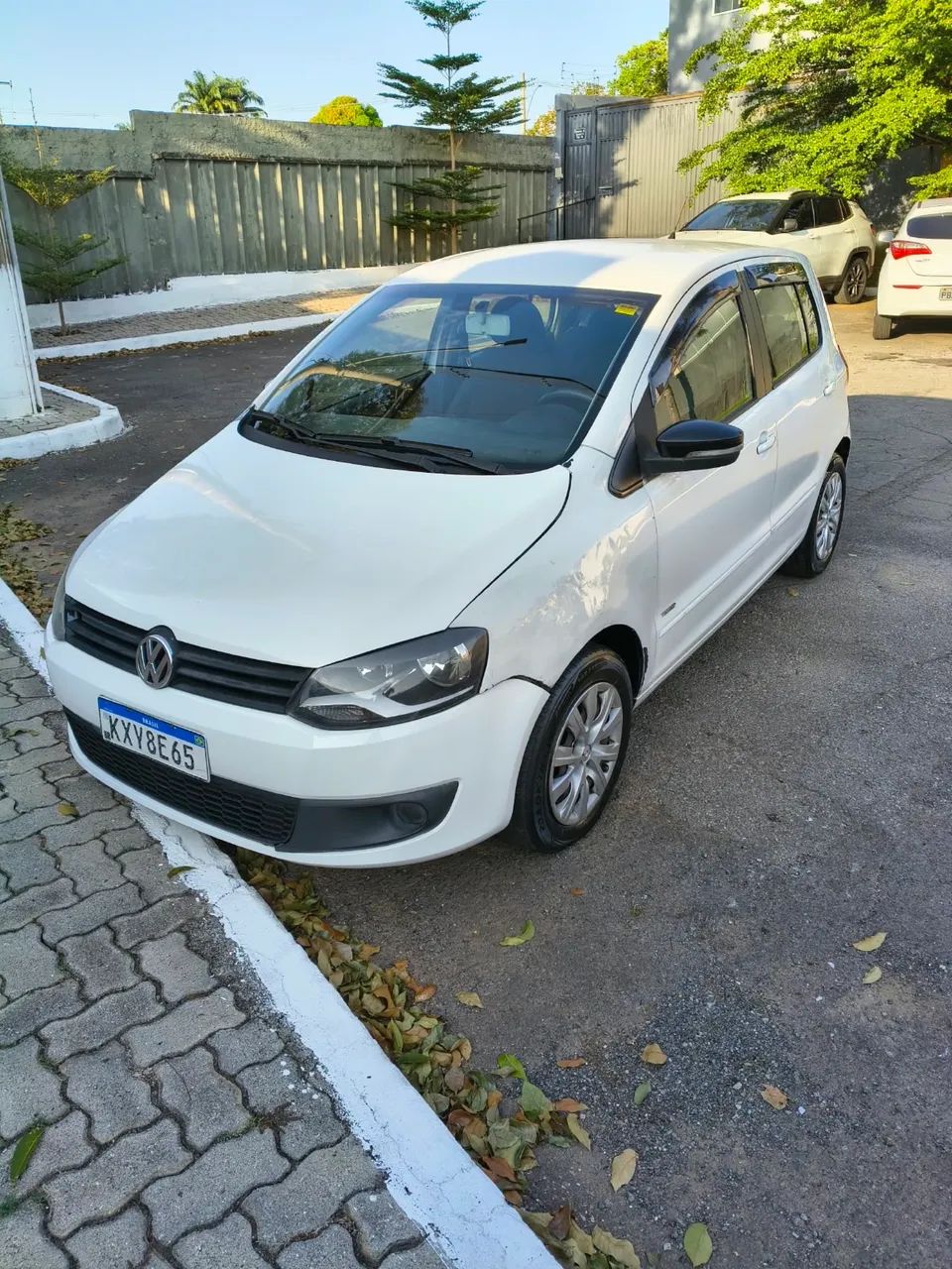 Volkswagen Fox Fox 1.0 Mi Total Flex 8V 5p 2013