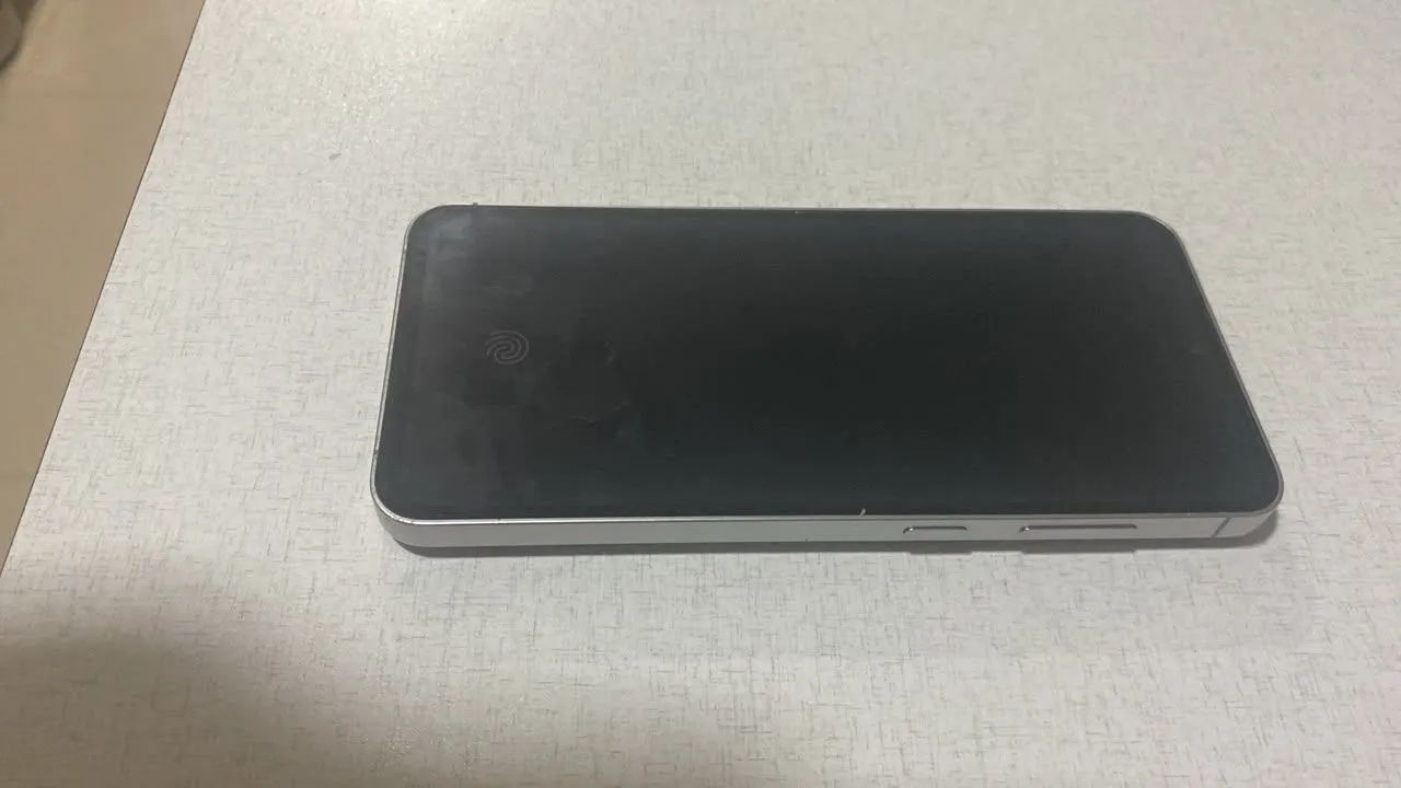 VENDO SAMSUNG GALAXY 24 FE - Foto 2