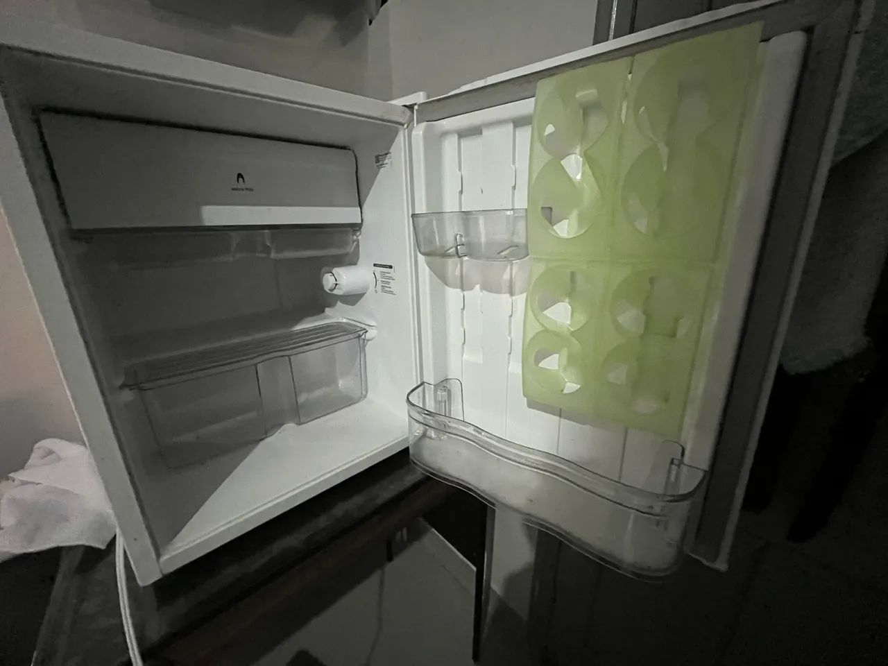 Frigobar 76 litros com gavetas multiuso - Foto 2