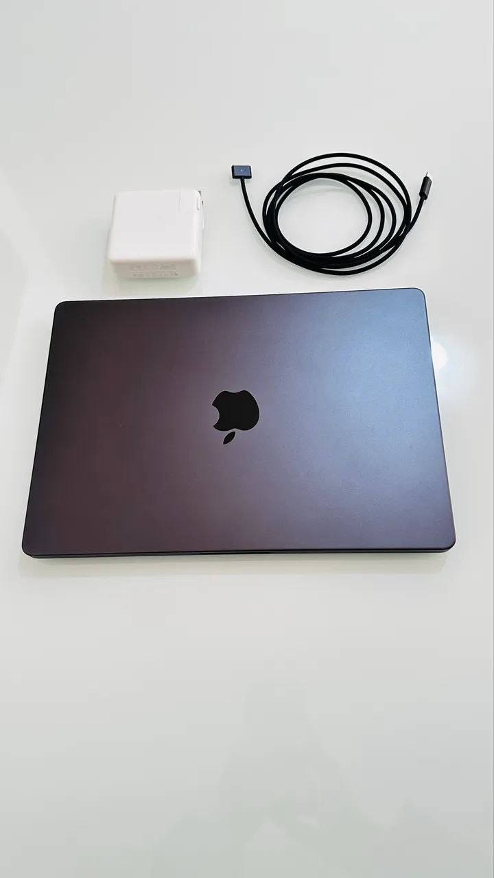 MacBook Pro Max M3 ESTADO EXCELENTE  - Foto 2