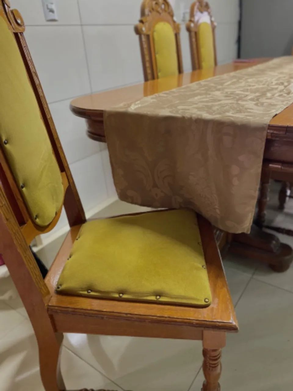 Mesa madeira maciça elegante  - Foto 3