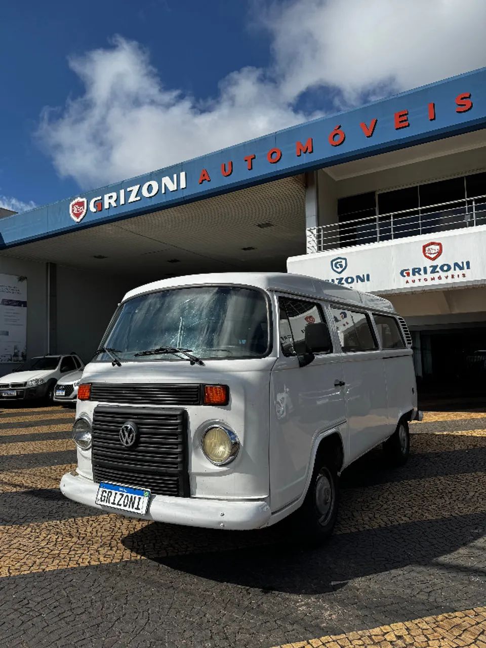 Volkswagen Kombi STANDARD 1.4 MI TOTAL FLEX 8V 2013