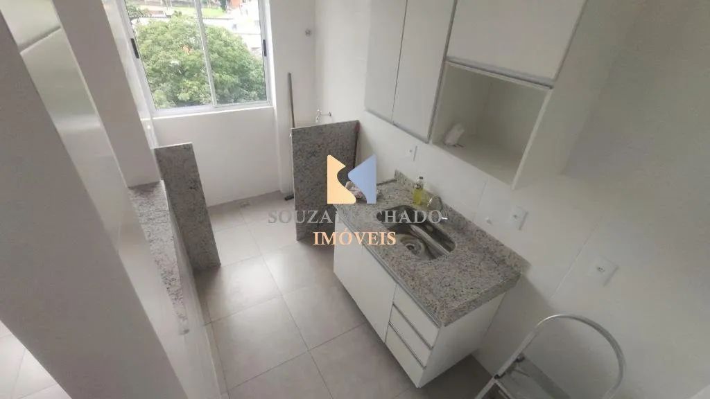Apartamento 2 quartos prédio com elevador vaga demarcada - Foto 2