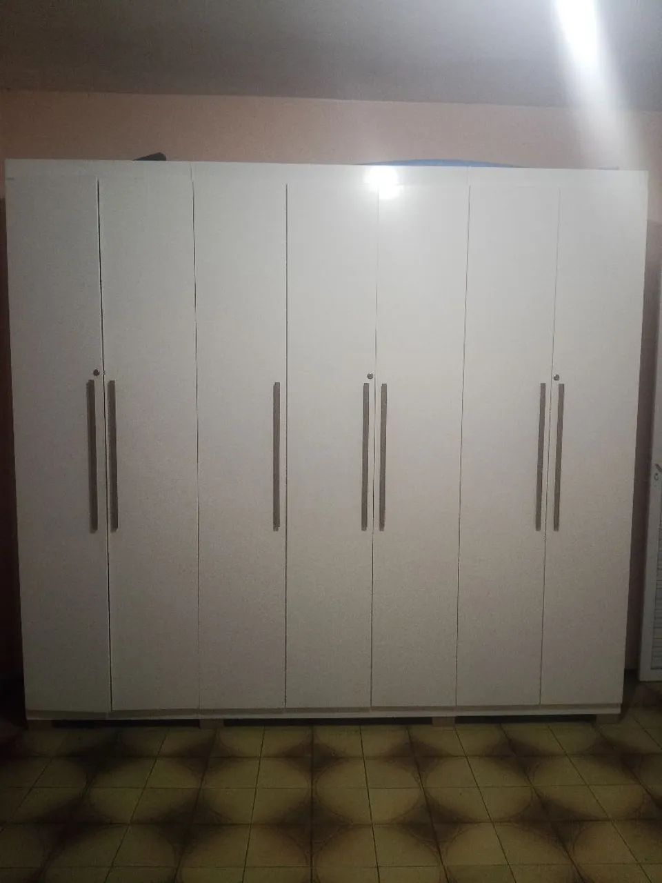 Guarda roupa 7 portas 