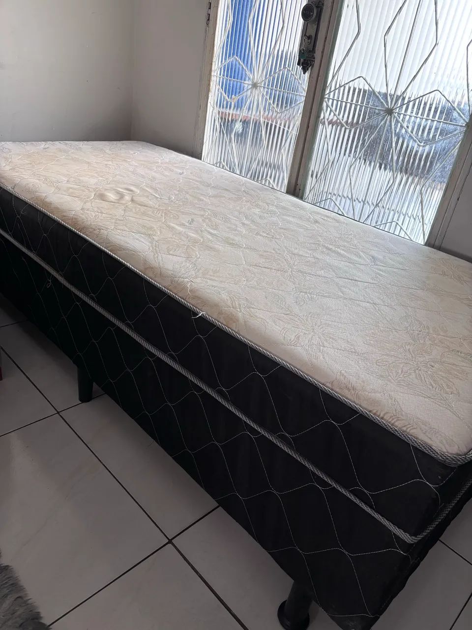 Vendo cama box solteiro  - Foto 2