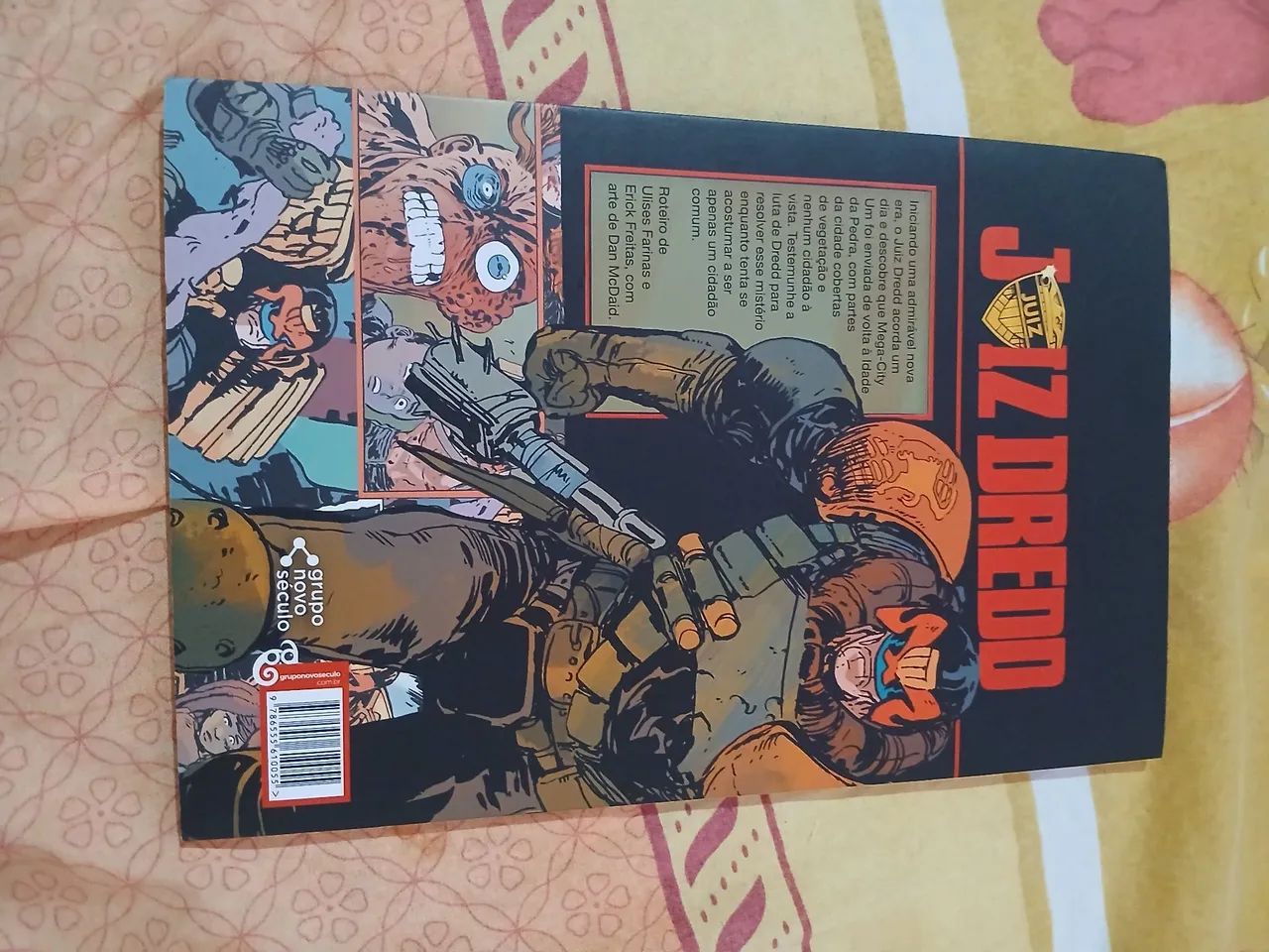 HQ Mega City Zero Vol 1 - Juiz Dredd - Foto 2