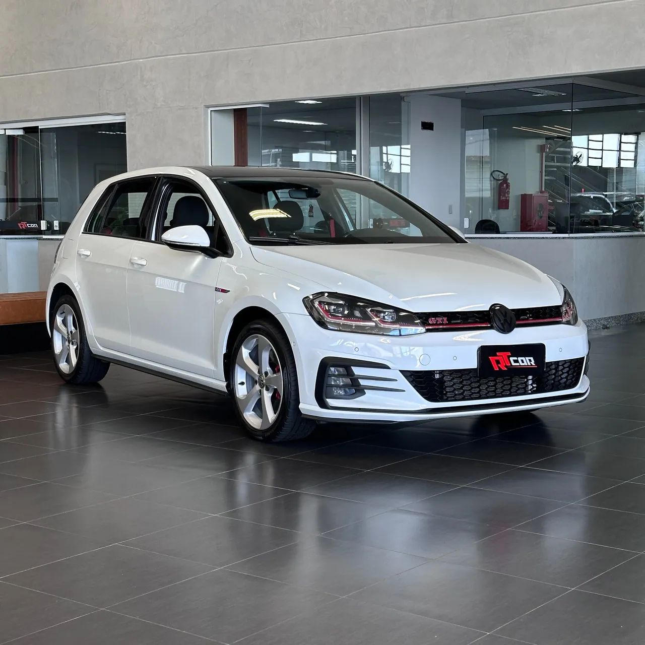 Volkswagen Golf GTI 350 TSI 2.0 230cv 16V Aut. 2019
