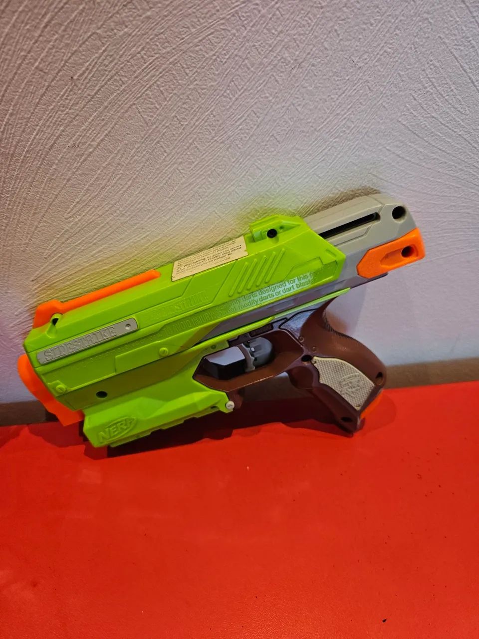 Nerf Strike Elite com carregador extra  e Pistola - Foto 3