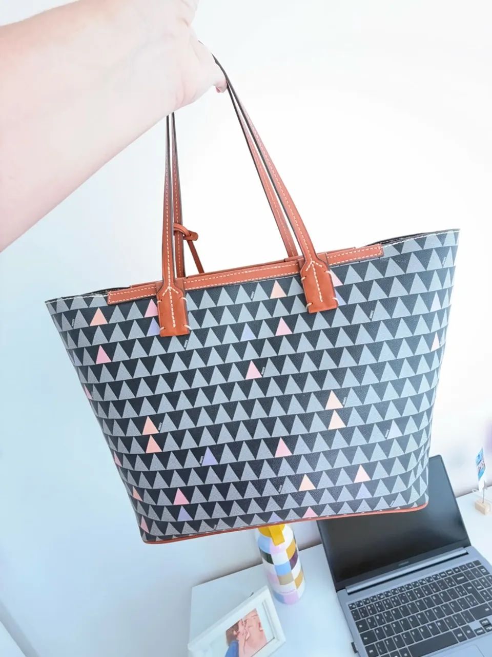 Bolsa Schütz Triangle Shop original  - Foto 3