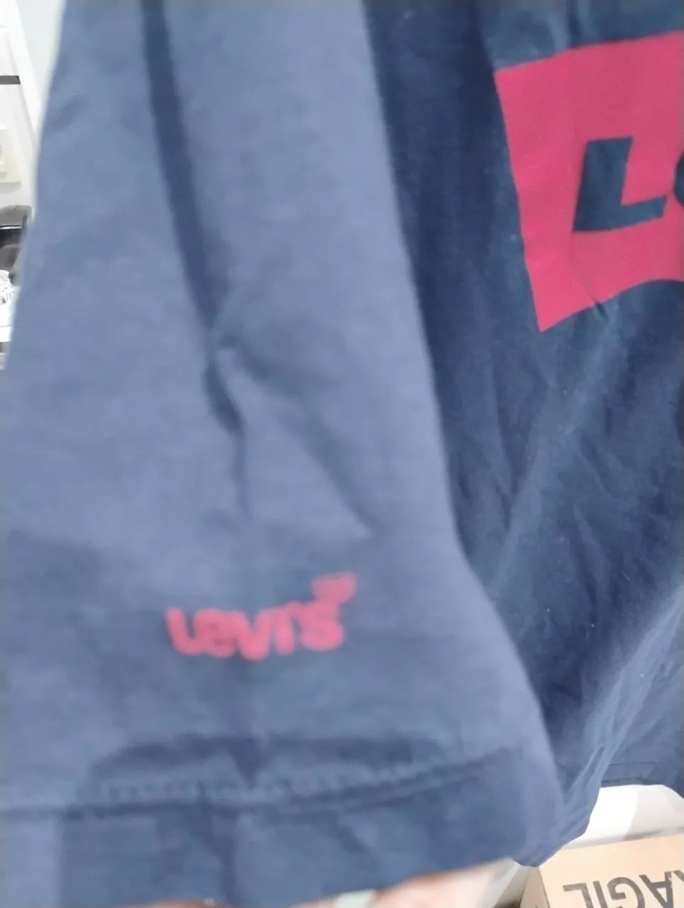Camiseta Levis - G - Foto 5
