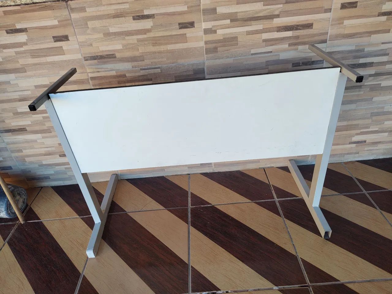 Parte de baixo da Mesa sem a tampa 72x108 cm - Foto 2
