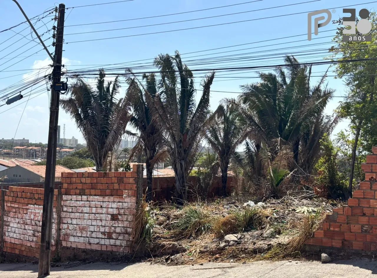 Terreno locação Olho D'Agua
