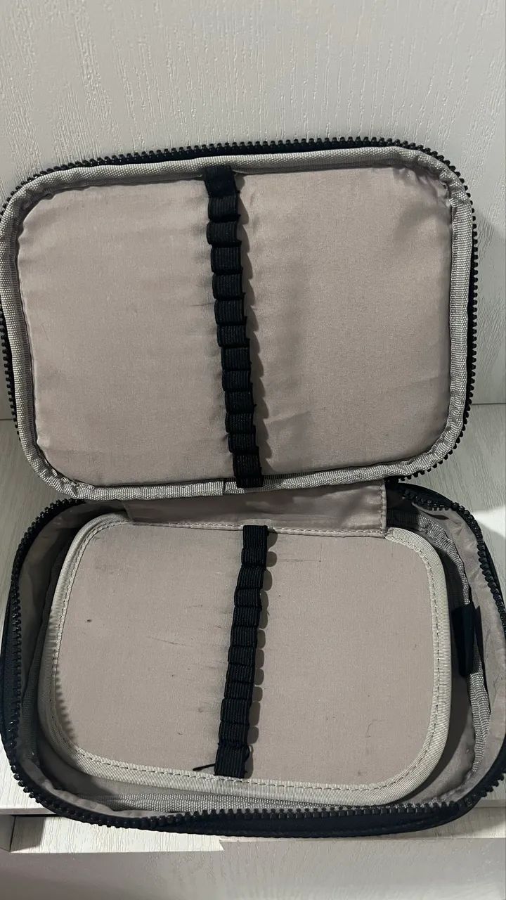 Estojo Kipling- seminovo - Foto 4